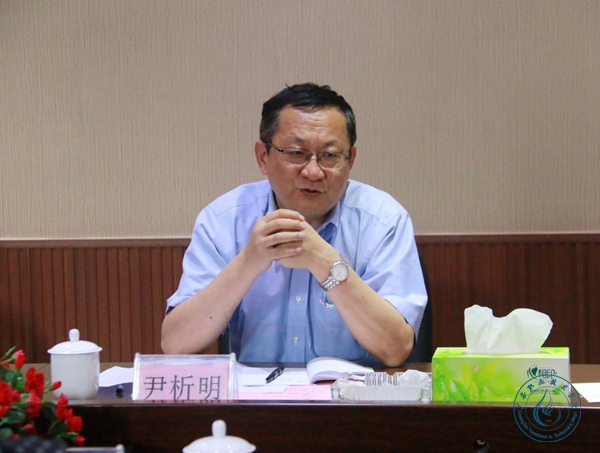 四川广播电视大学党委副书记、校长尹析明一行莅临广安电大调研2